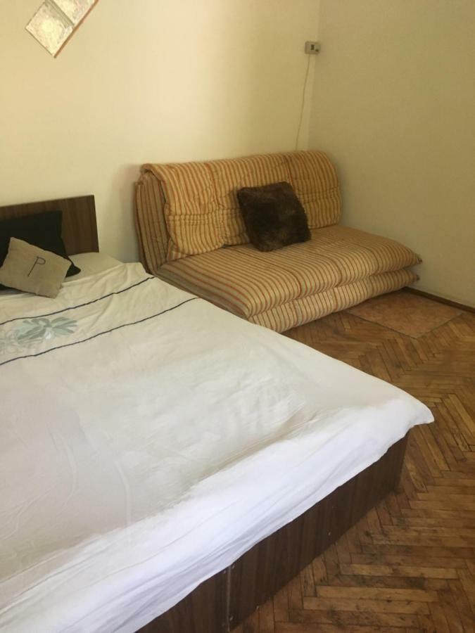 Apartment Fantasy *